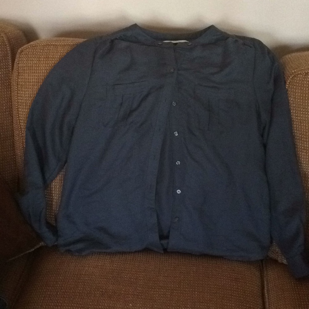 Blue long sleeve silky loft blouse